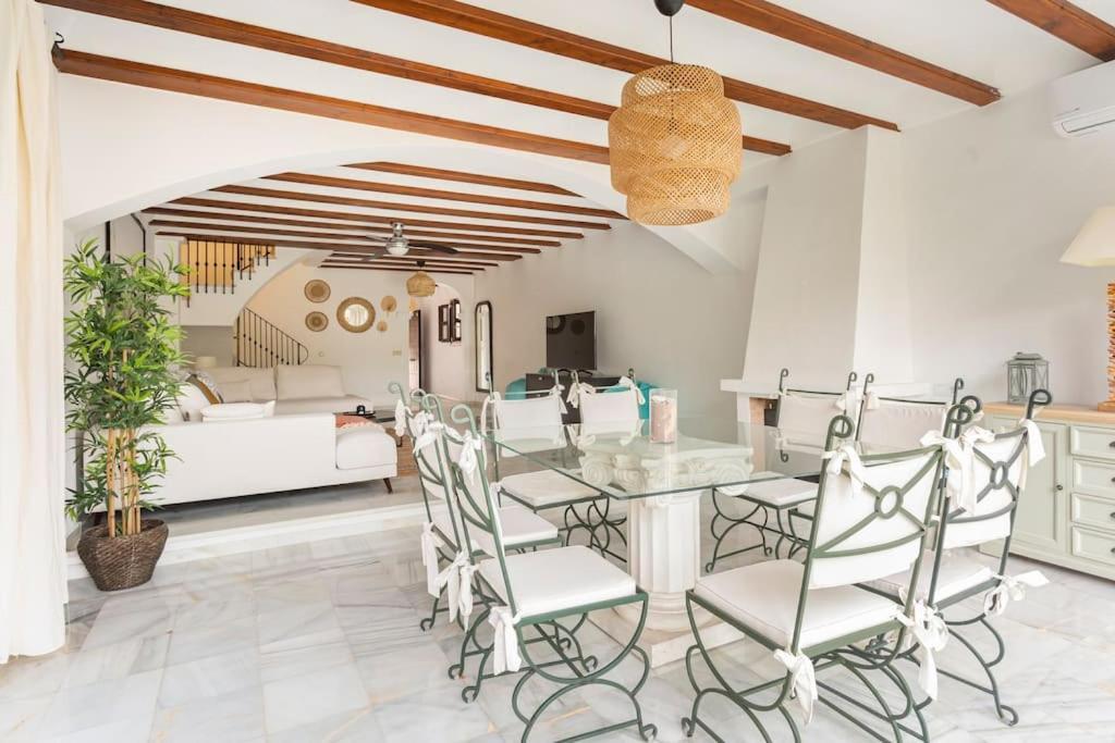 Stylish Spanish 3 Bd Townhouse On The Golden Mile Marbella Ngoại thất bức ảnh