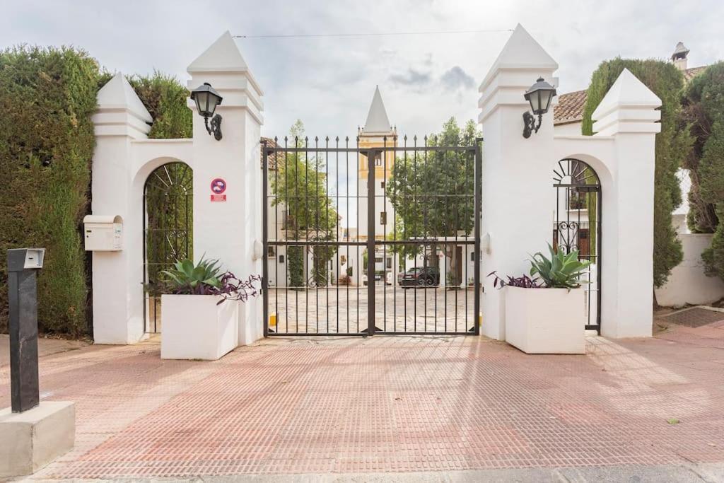 Stylish Spanish 3 Bd Townhouse On The Golden Mile Marbella Ngoại thất bức ảnh