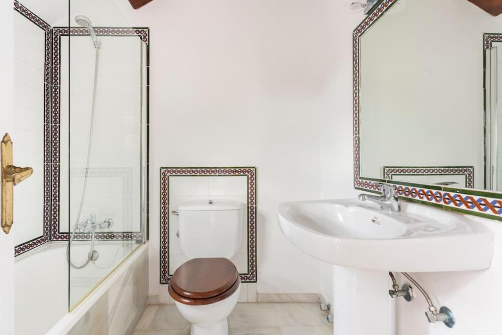 Stylish Spanish 3 Bd Townhouse On The Golden Mile Marbella Ngoại thất bức ảnh